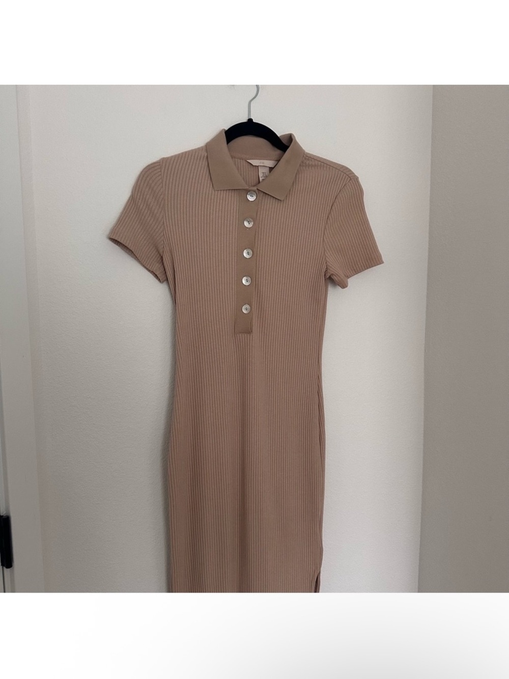 H&M Ribbed Collared Half Buttoned Midi Dress Side Slits Beige Tan Color Size S - Picture 3 of 10